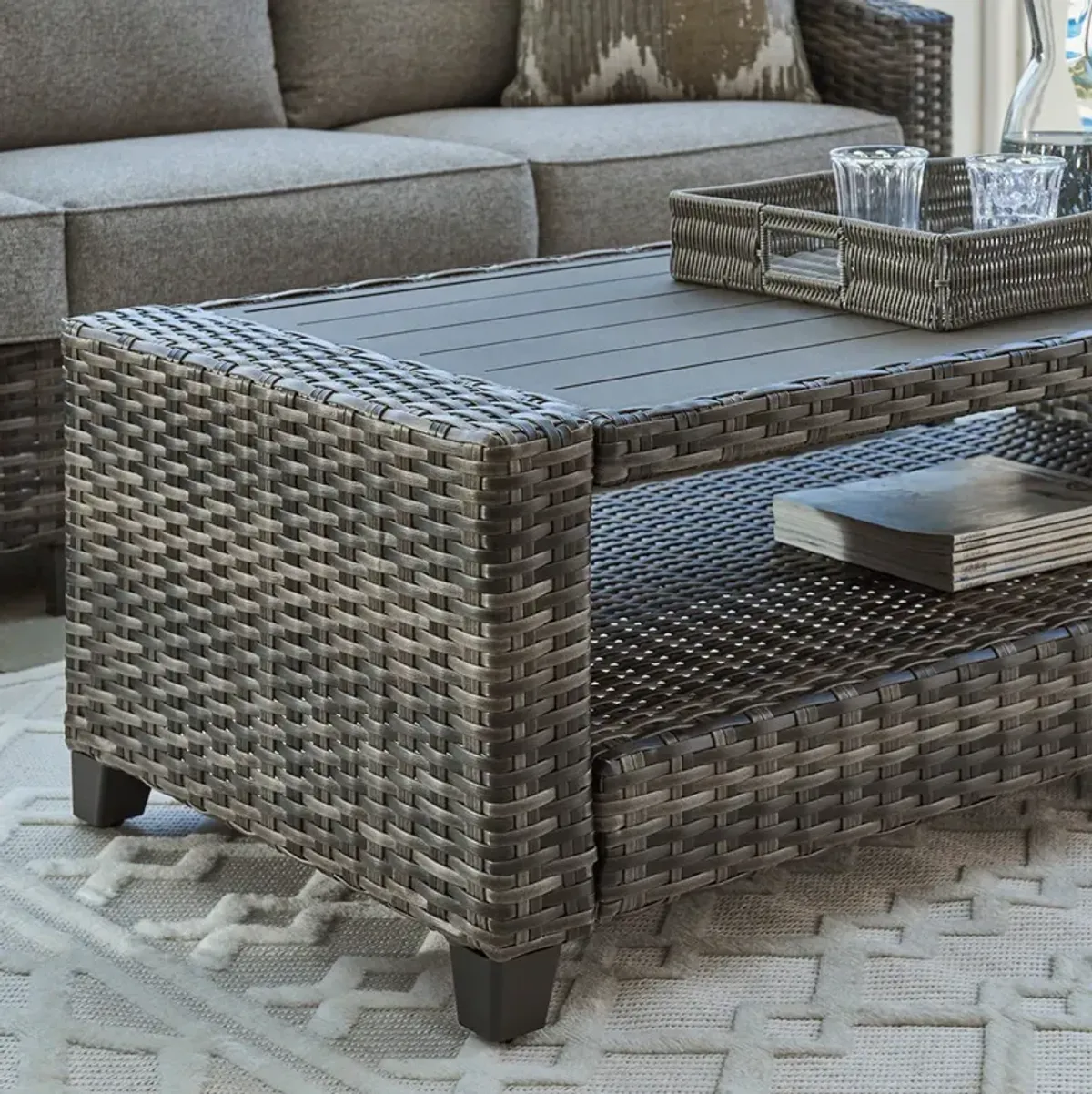 Oasis Court Outdoor Set