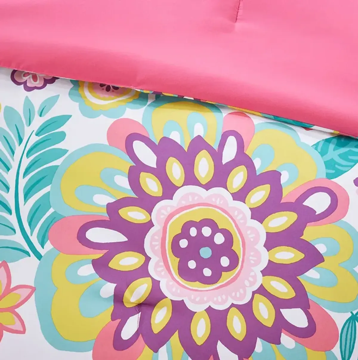 Twin / Twin XL Camille Comforter Set
