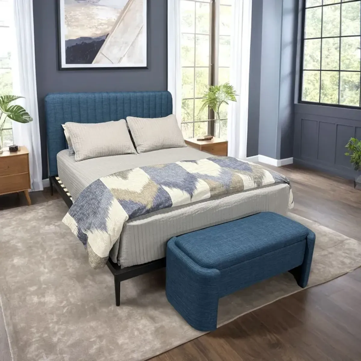 Gray / Full Mira Upholstered Bed