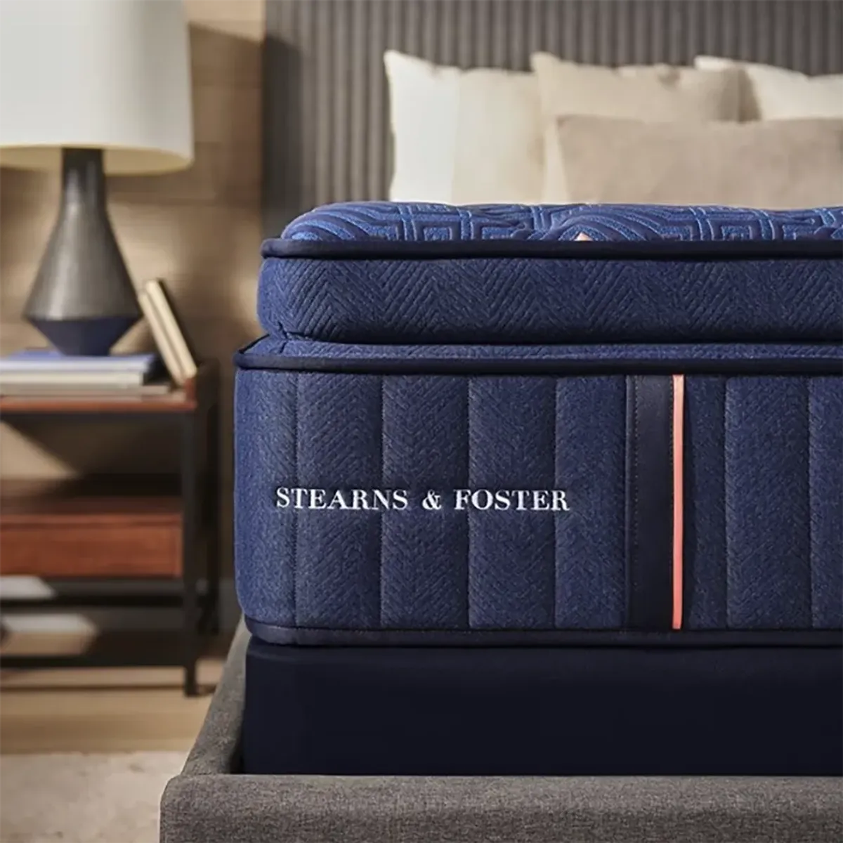 Queen Lux Estate Elite Medium Pillow Top Mattress