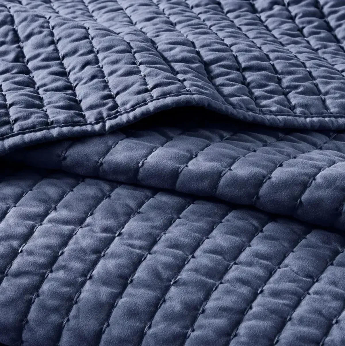 Full / Queen Keaton Navy Coverlet Set