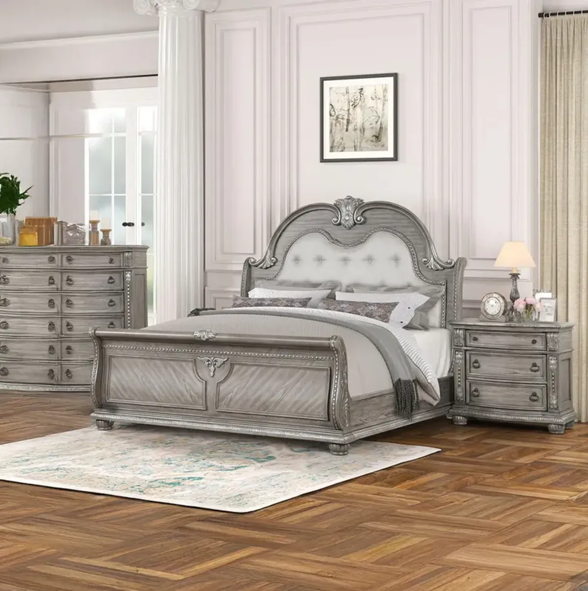 King Charlotte Upholstered Bed