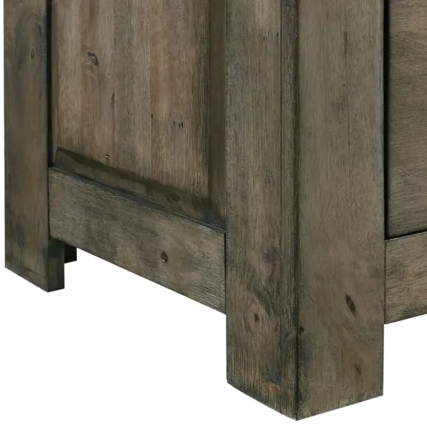 Maverick Chest