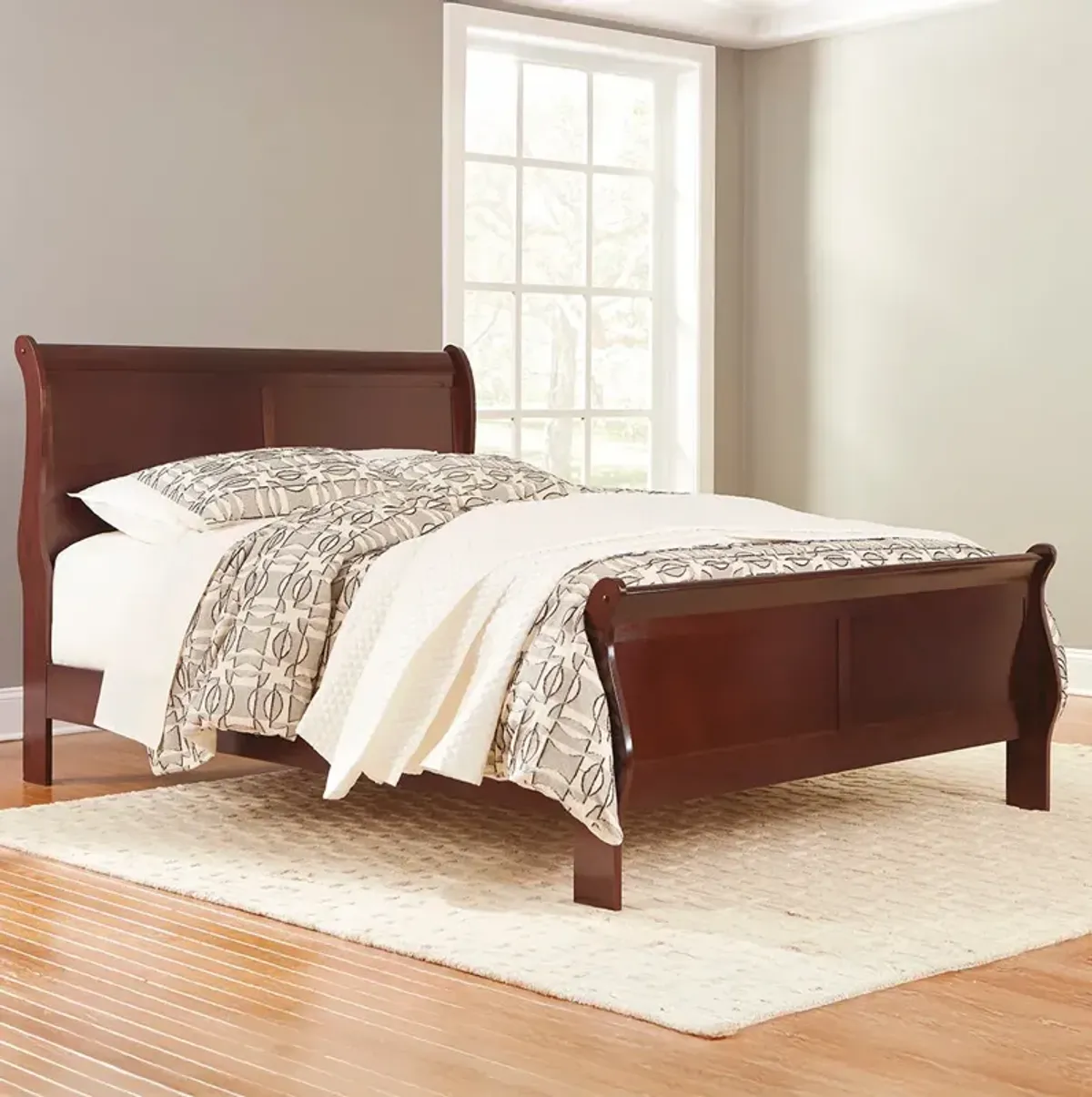 Queen Alisdair Sleigh Bed