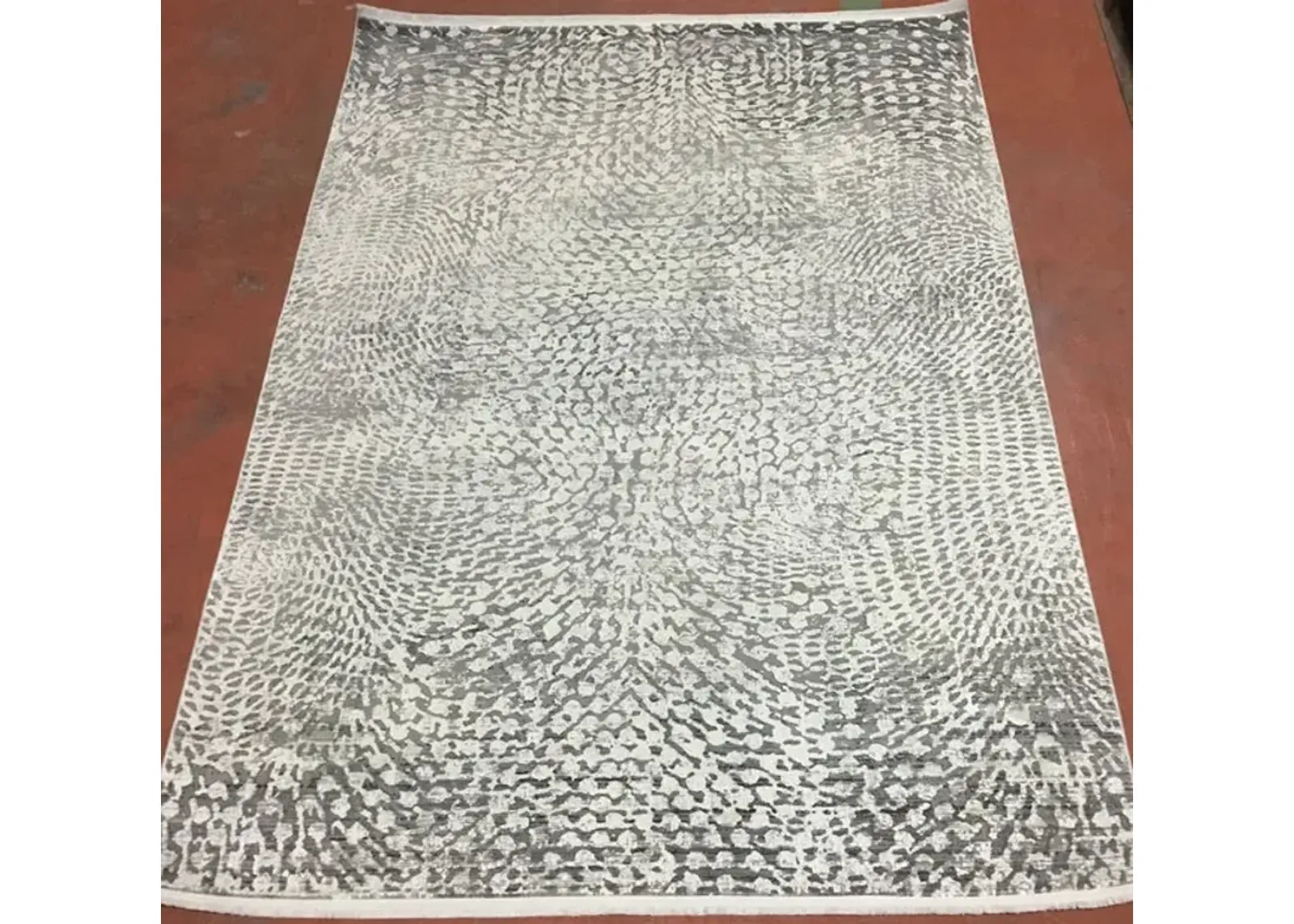 Clara Grey Area Rug - 2 0  X 3 0 