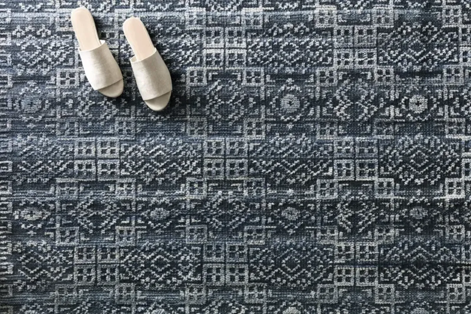 Idris Ink Area Rug - 9 6  x 13 6   