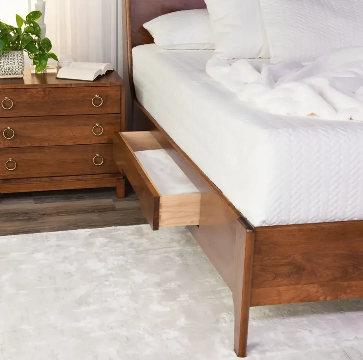 Sunbury Queen Storage Bed