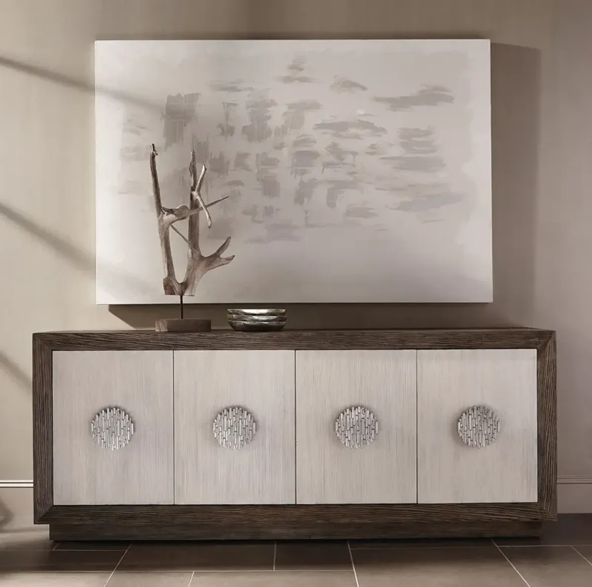 Luca Entertainment Console