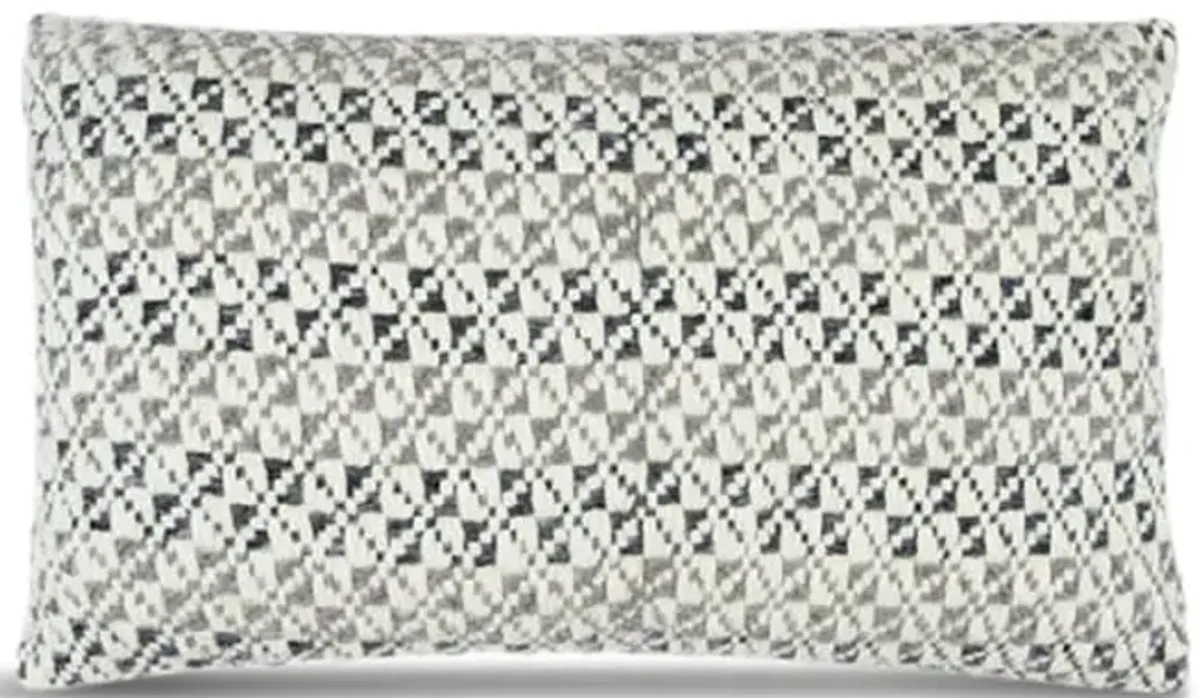 Middlebury Platinum Lumbar Pillow