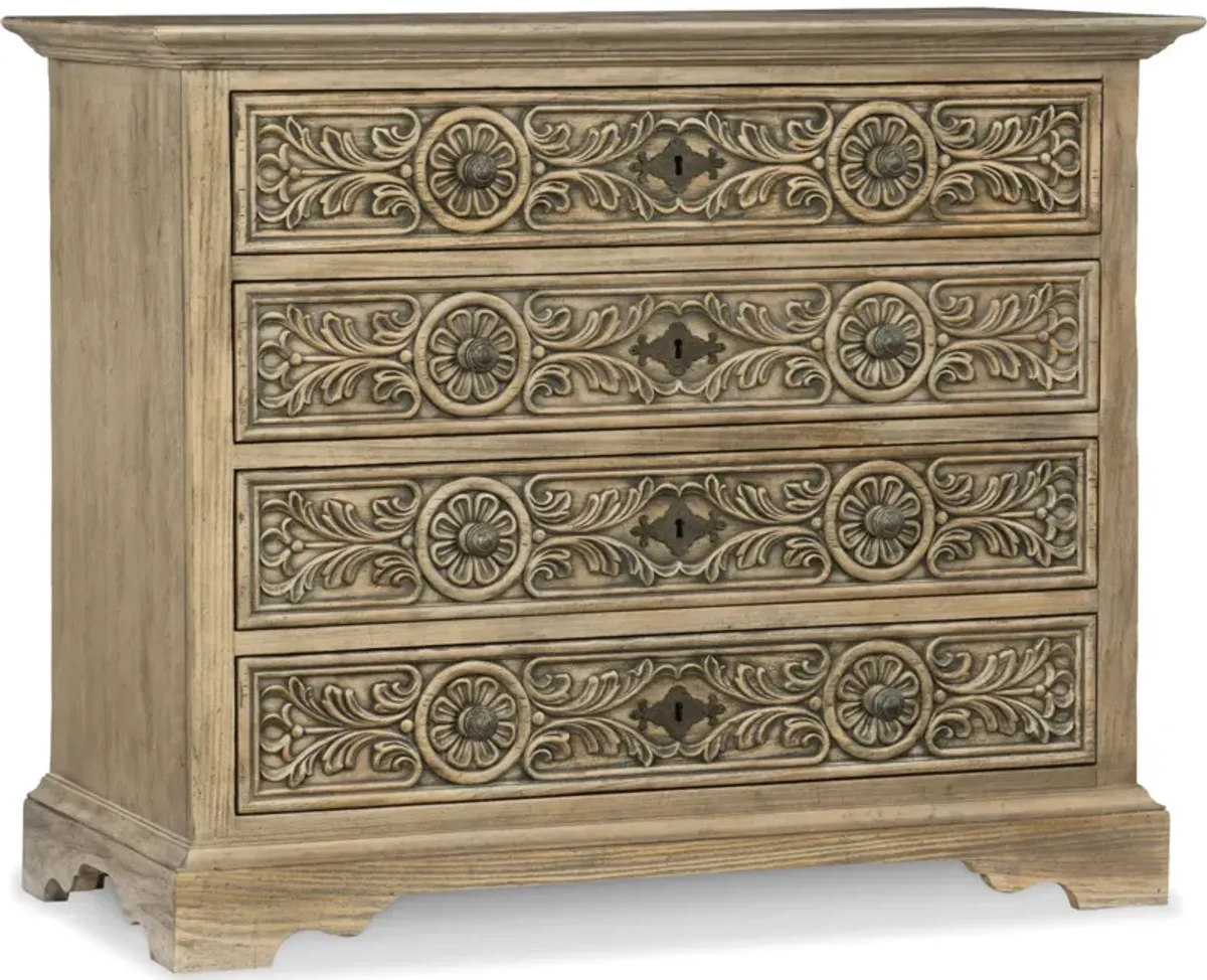 Floresville Bachelor s Chest