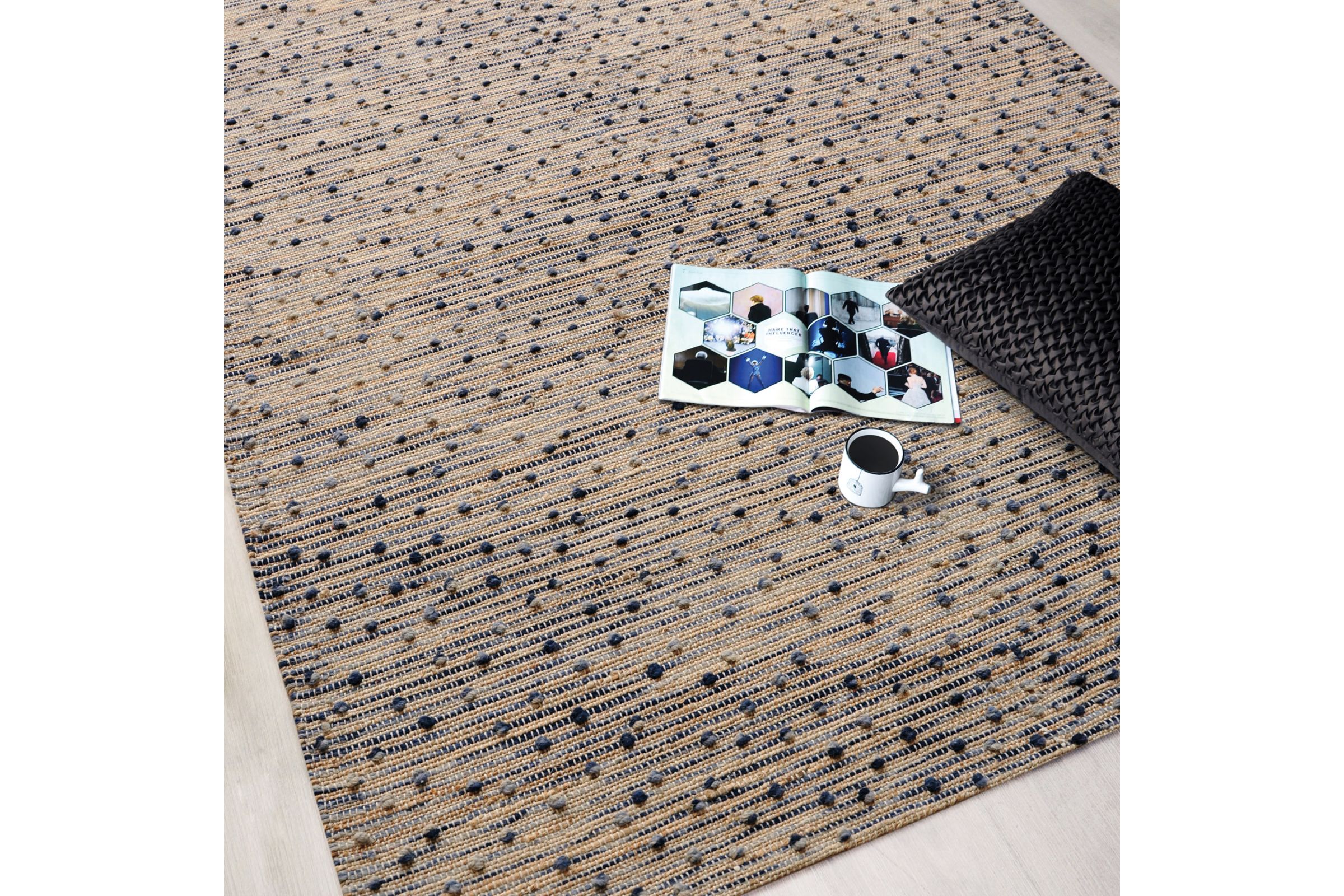 Imara Navy 8 X 10 Rug