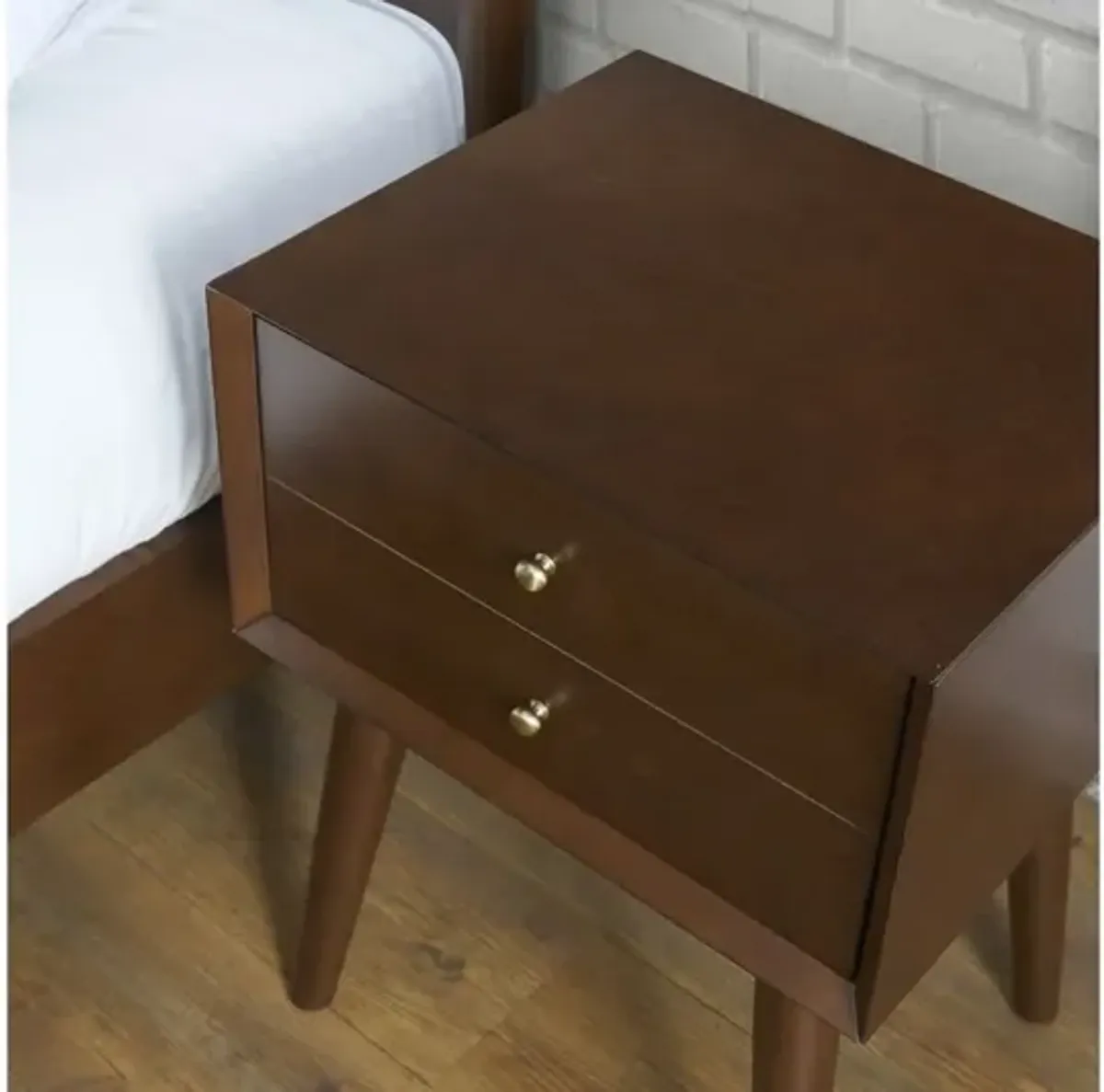 Landon Nightstand Mahogany