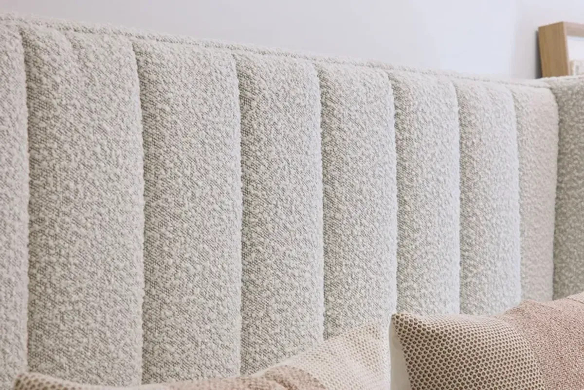 Dharma Queen Bed by Jonathan Louis