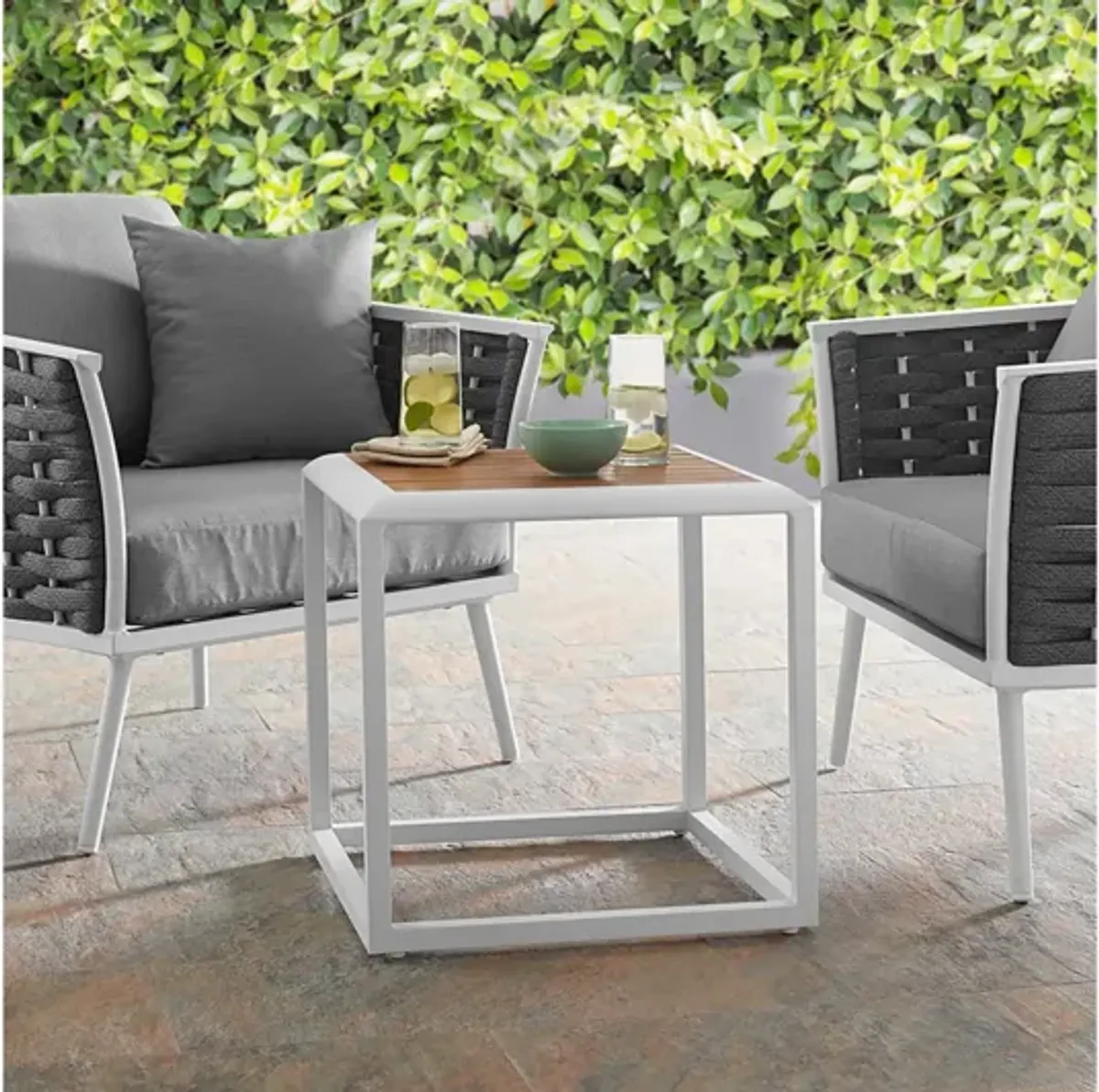 Stance Outdoor Patio Aluminum Side Table in White Natural