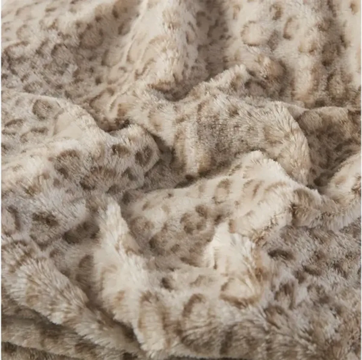 Zuri Oversized Faux Fur Throw in Leopard