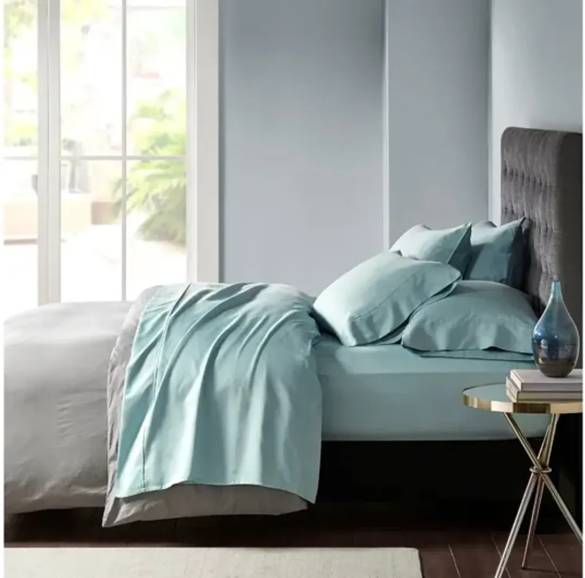 800 Thread Count Cotton Rich Sateen King Sheet Set in Aqua