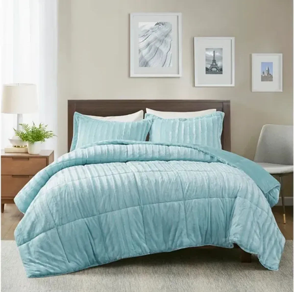 Duke Faux Fur Full/Queen Comforter Mini Set in Aqua