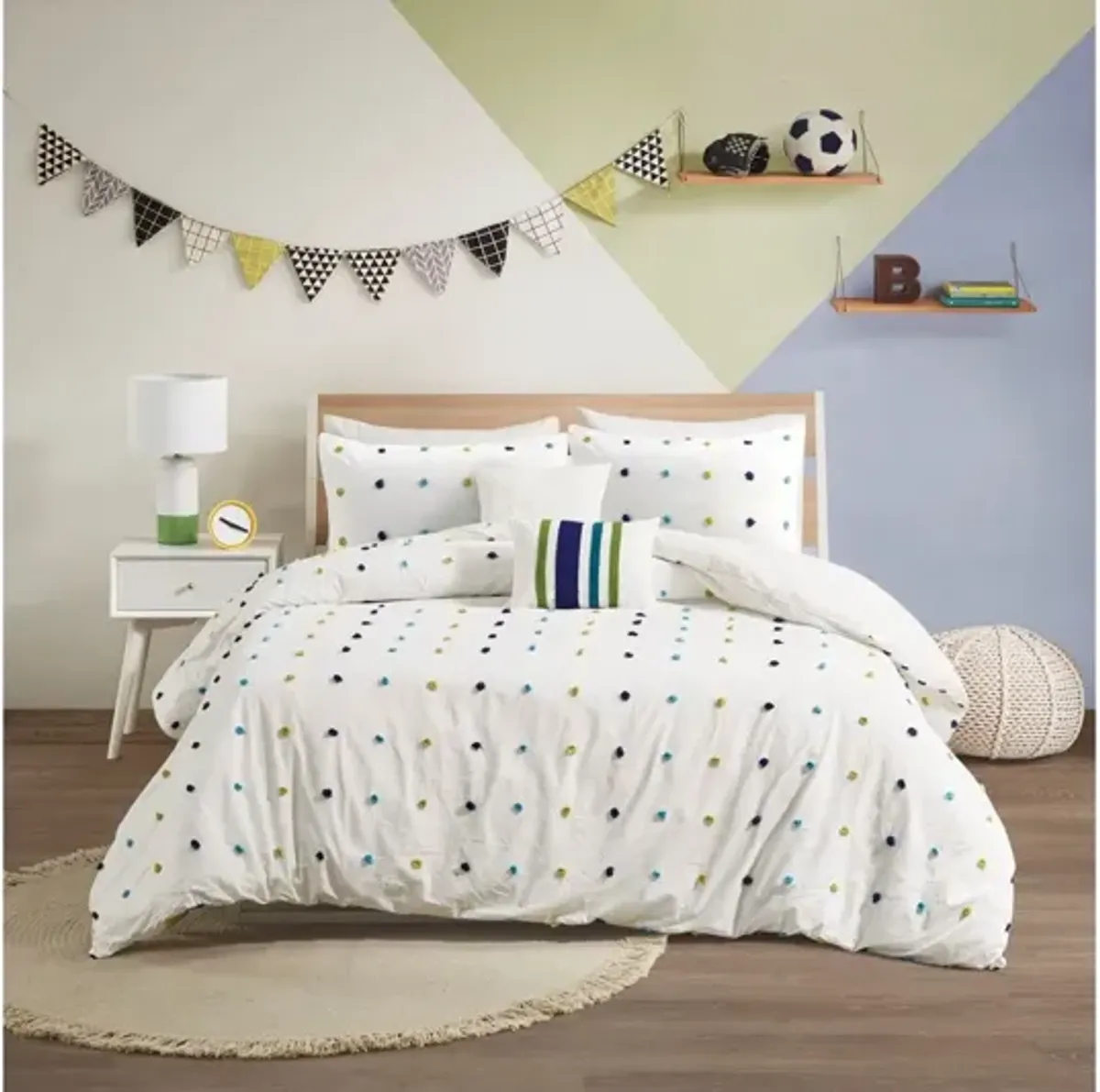 Callie Cotton Jacquard Pom Pom Twin Comforter Set in Green/Navy