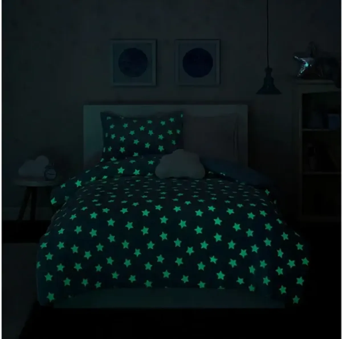 Quinny Glow In The Dark Plush Twin Comforter Set