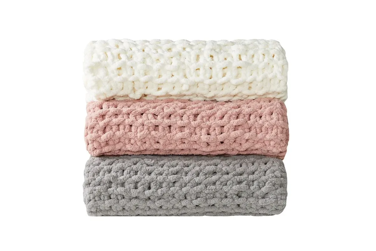 Chenille Blush Chunky Knit Throw