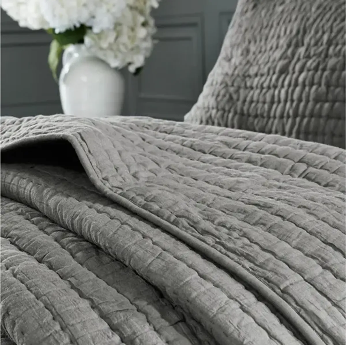 Serene Cotton Hand Quilted Grey Full/Queen Coverlet Set