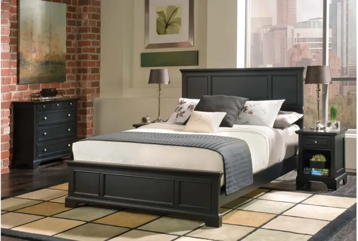 Ashford Queen Bed, Two Nightstands and Chest by homestyles