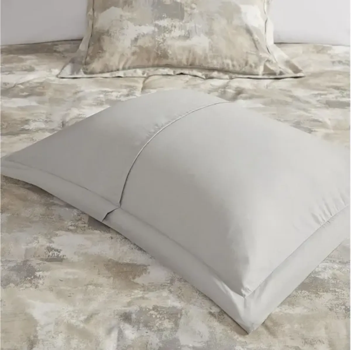 Beacon 7-Piece Queen Comforter Set