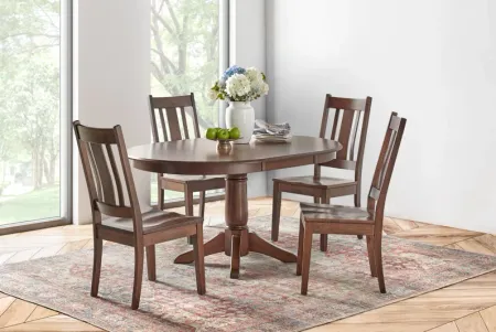 Ella 42" Round Table + 4 Chairs by Gascho