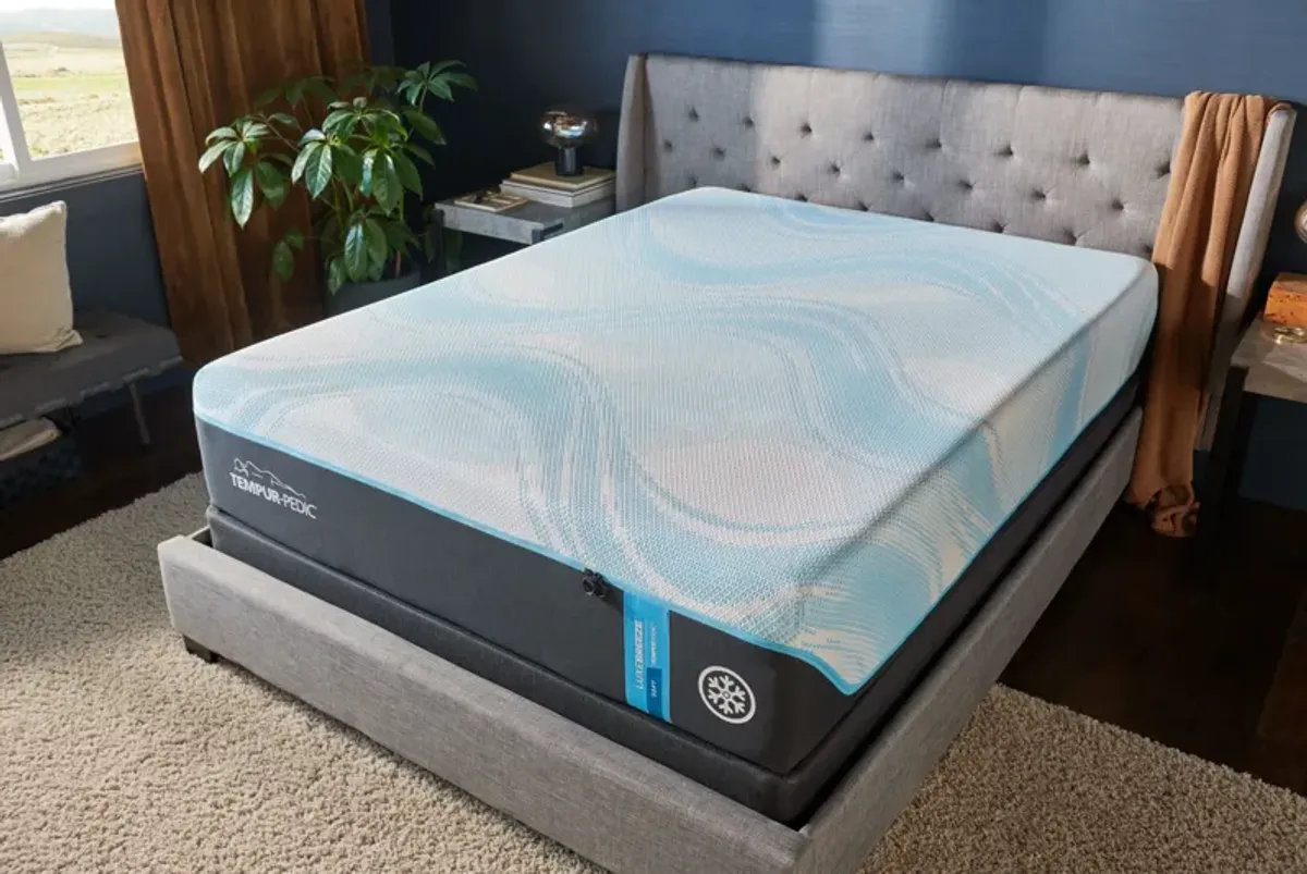 TEMPUR-LuxeBreeze® Soft King 13" Mattress