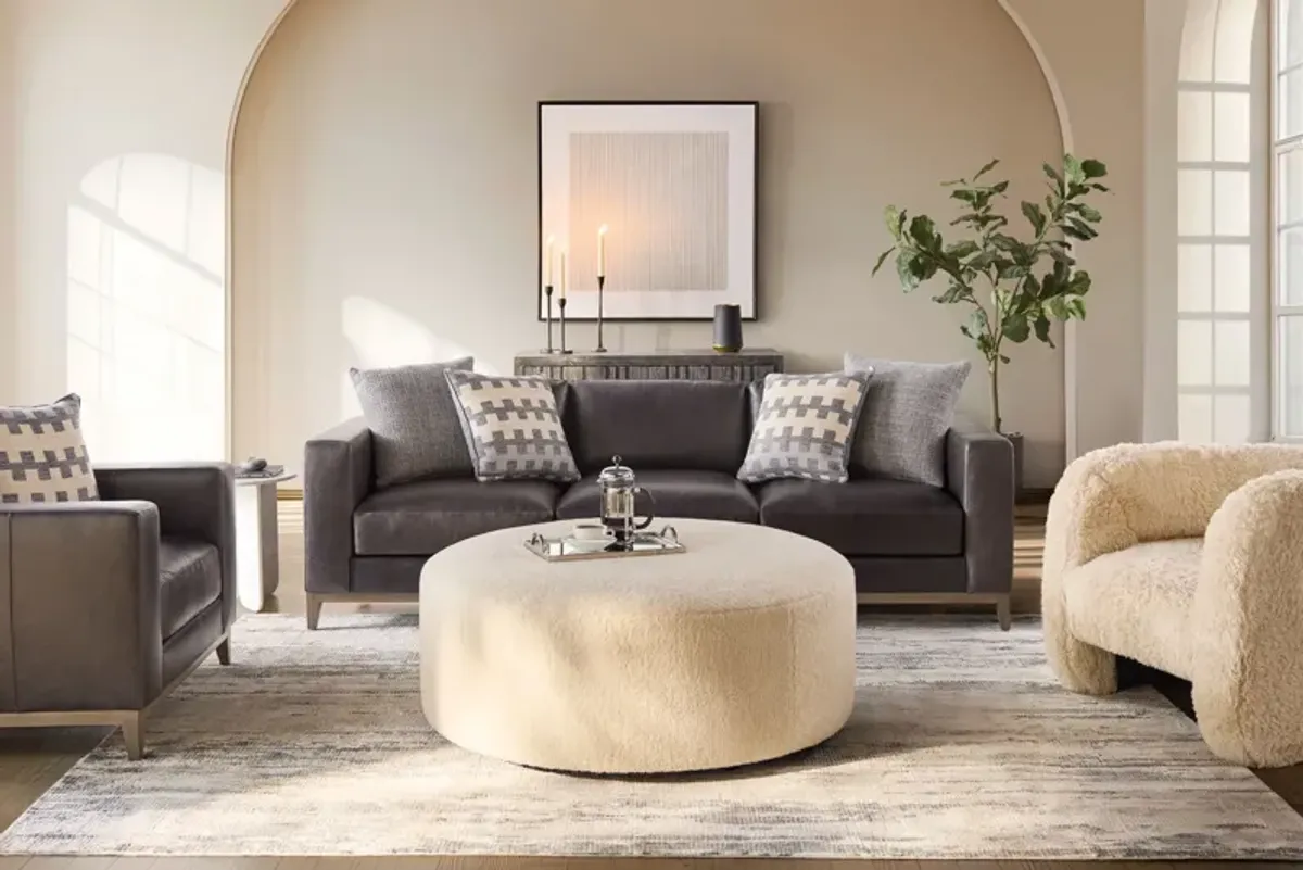 Hugo Chair