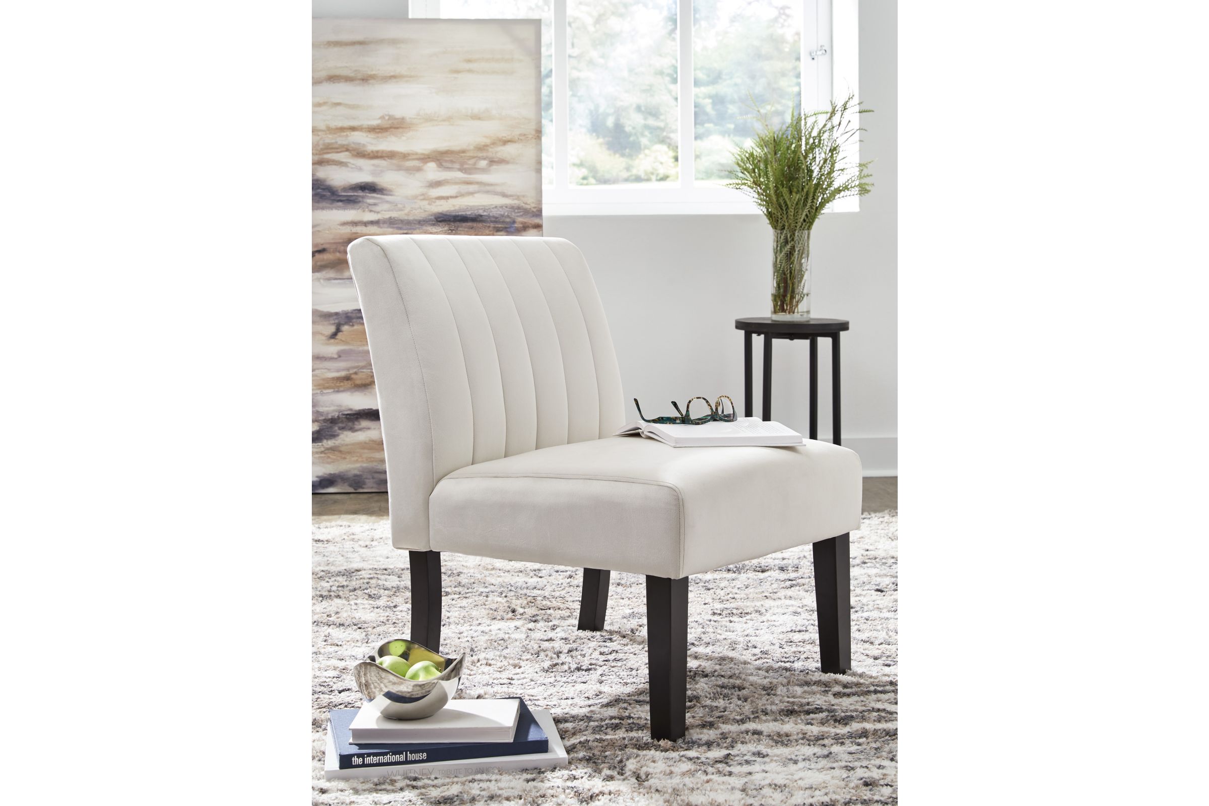 Hughleigh Accent Chair