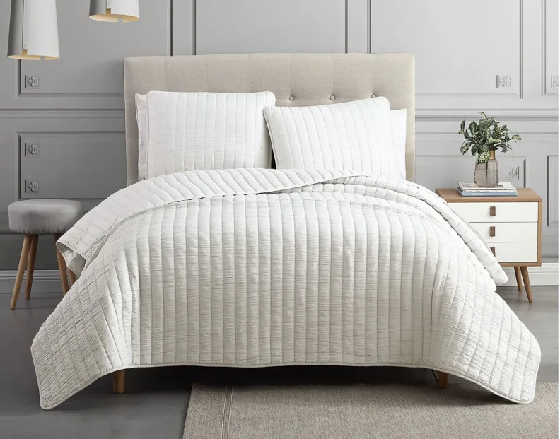 Mansfield 3pc Full/Queen Ivory Crinkle Coverlet