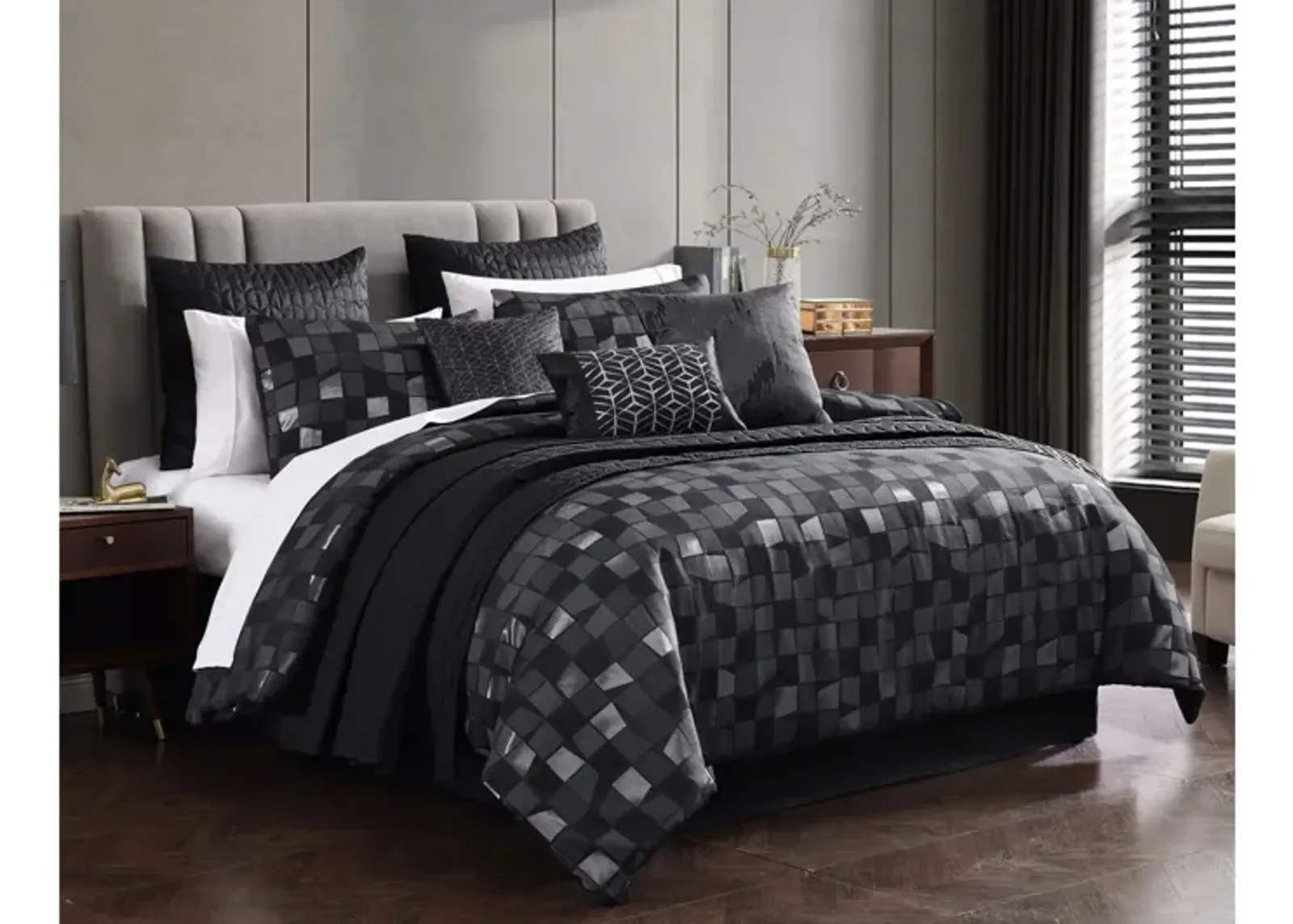 Ritzy 10pc King Comforter Set