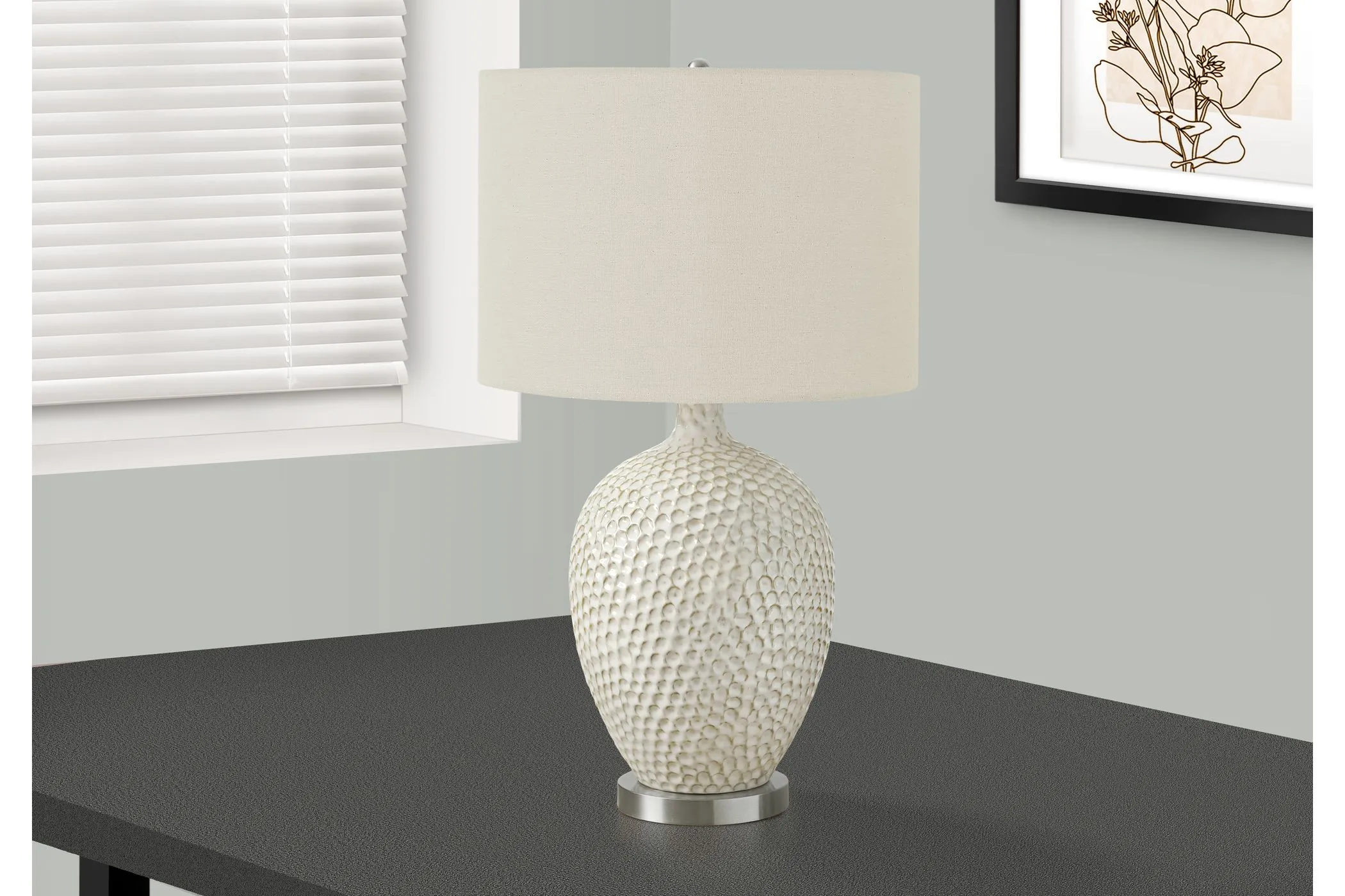 Cream Ceramic Textured Table Lamp