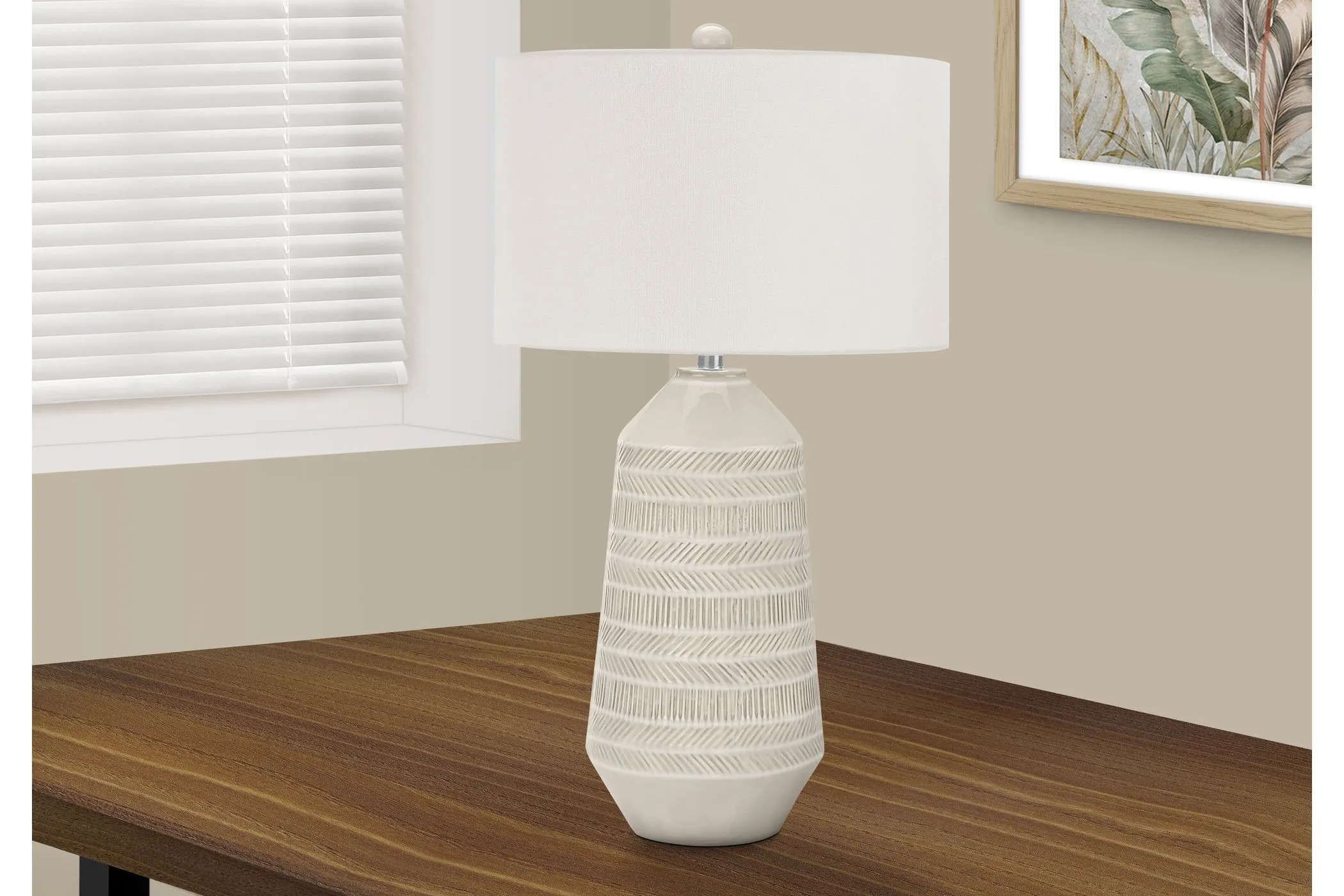 Ceramic Cream Textured Table Lamp