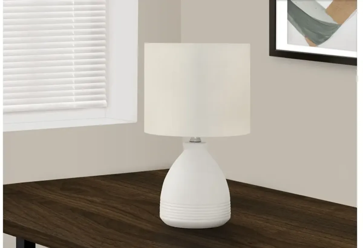 Ceramic Cream Beehive Table Lamp