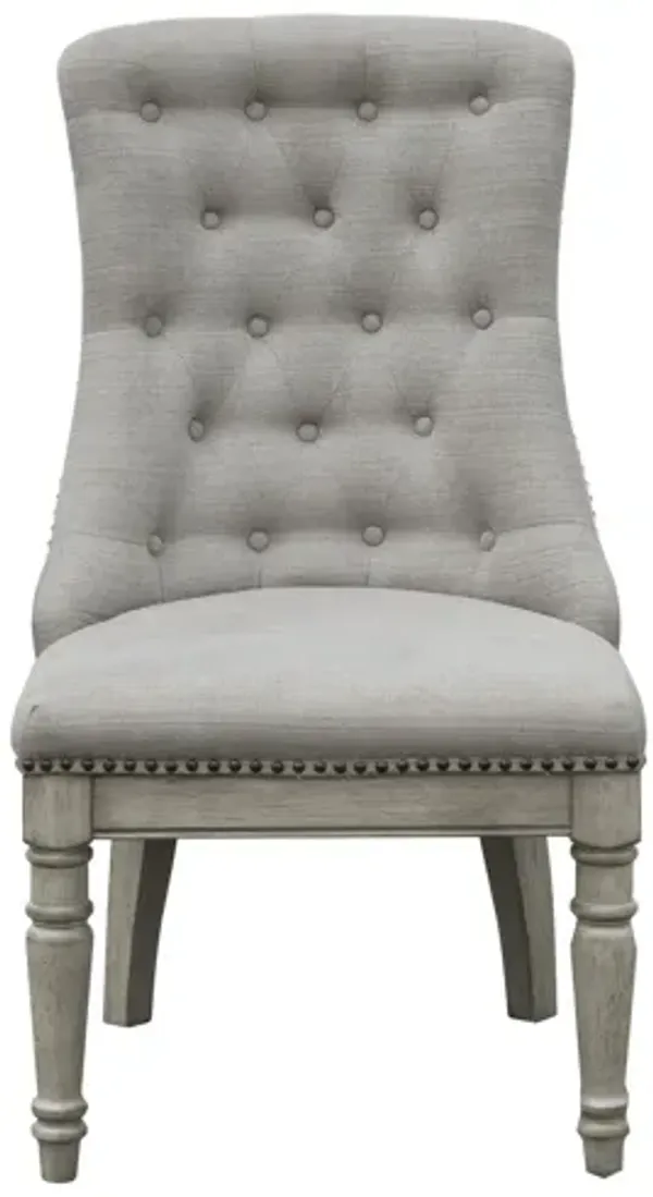 Madison Ridge Host Chair