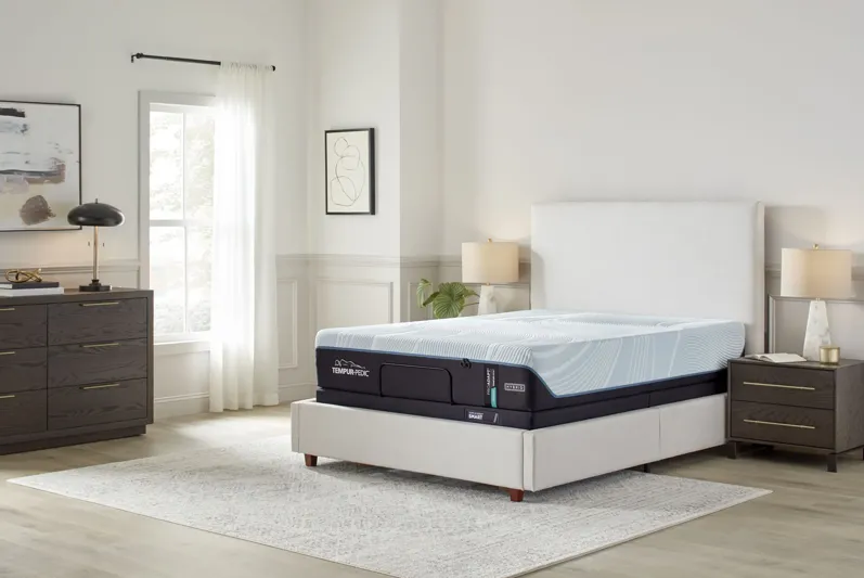 TEMPUR-ProAdapt® 2.0 Medium Hybrid King Mattress