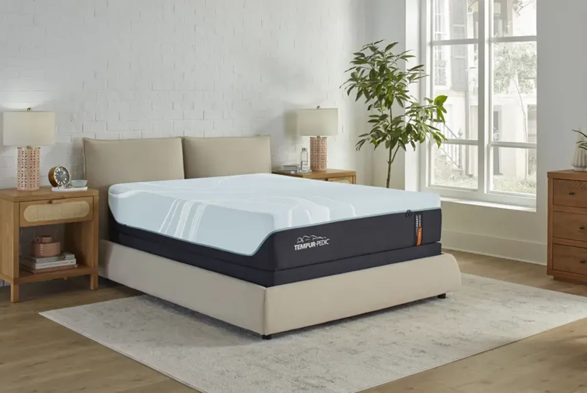 TEMPUR-Luxe Adapt® Firm King 13" Mattress