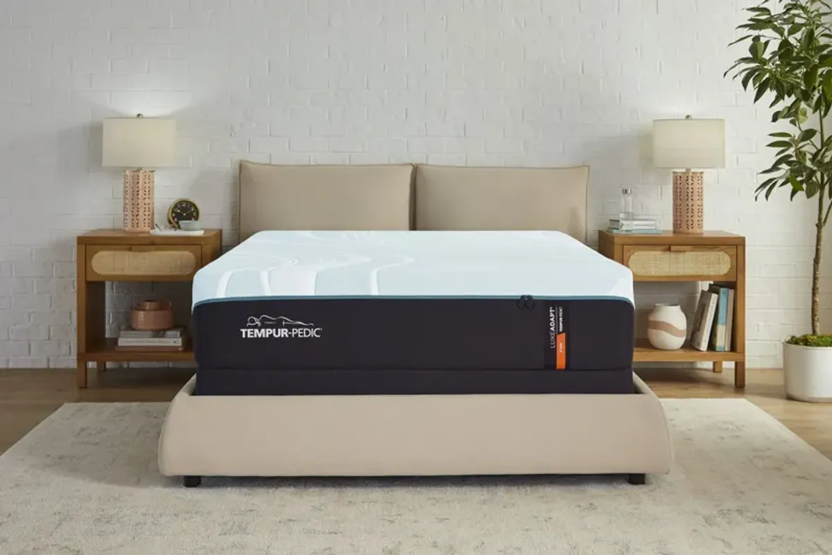 TEMPUR-Luxe Adapt® Firm King 13" Mattress