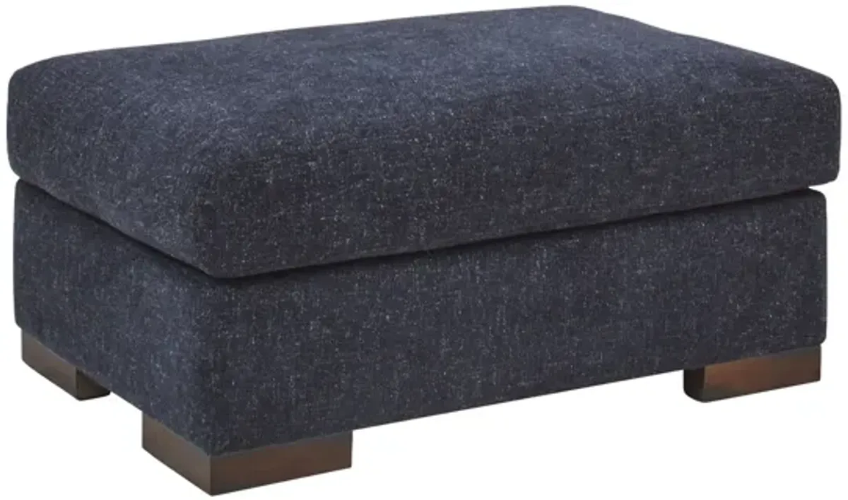 Melbourne Eclipse Ottoman