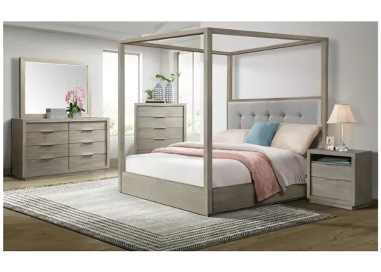 Bella Canopy Queen Bed