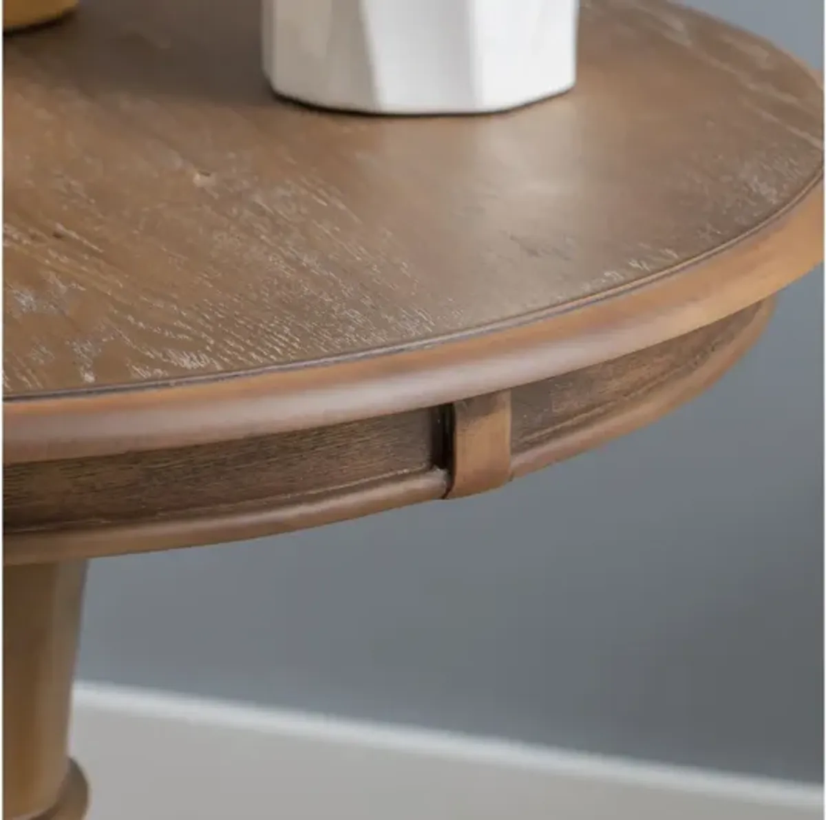 Amelia Natural Accent Table Round