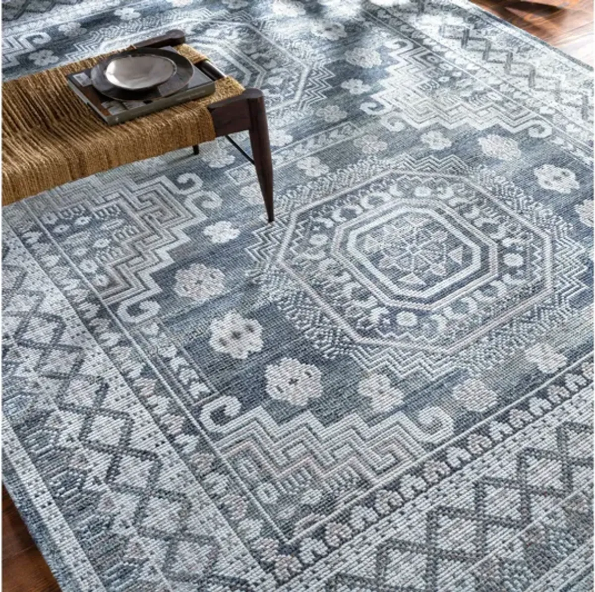 Almeria 6' x 9' Handmade Rug
