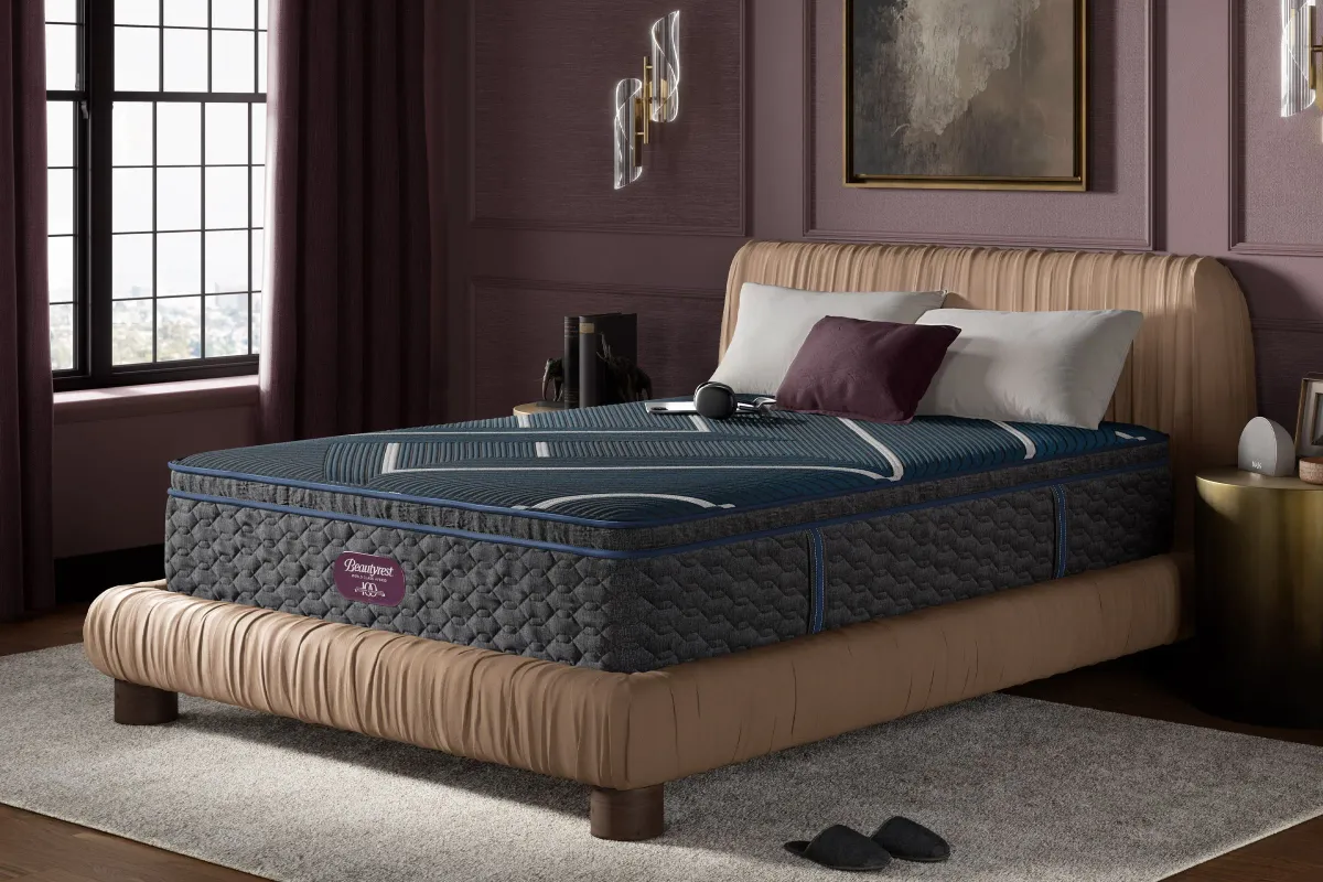 Beautyrest World Class Level 4 Medium Hybrid 14.25" Queen Mattress