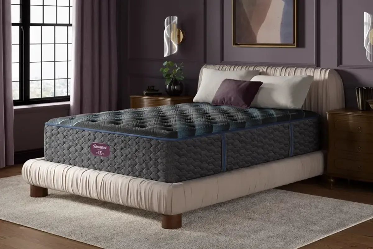 Beautyrest World Class Level 4 Plush Innerspring 15.25" Queen Mattress