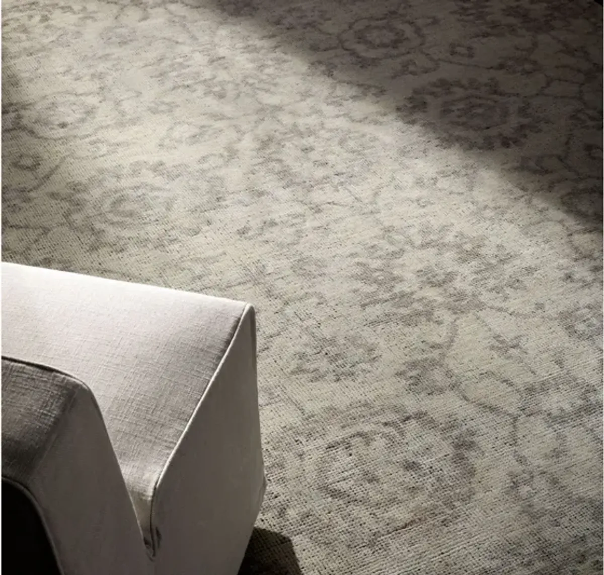 April 6' x 9' Handmade Rug