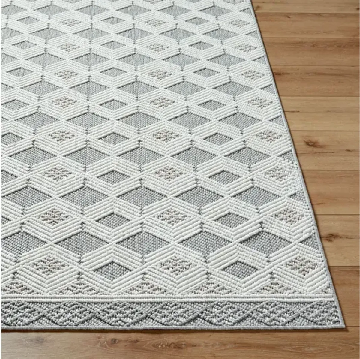 Bouclair 5'3" x 7' Machine Woven Rug