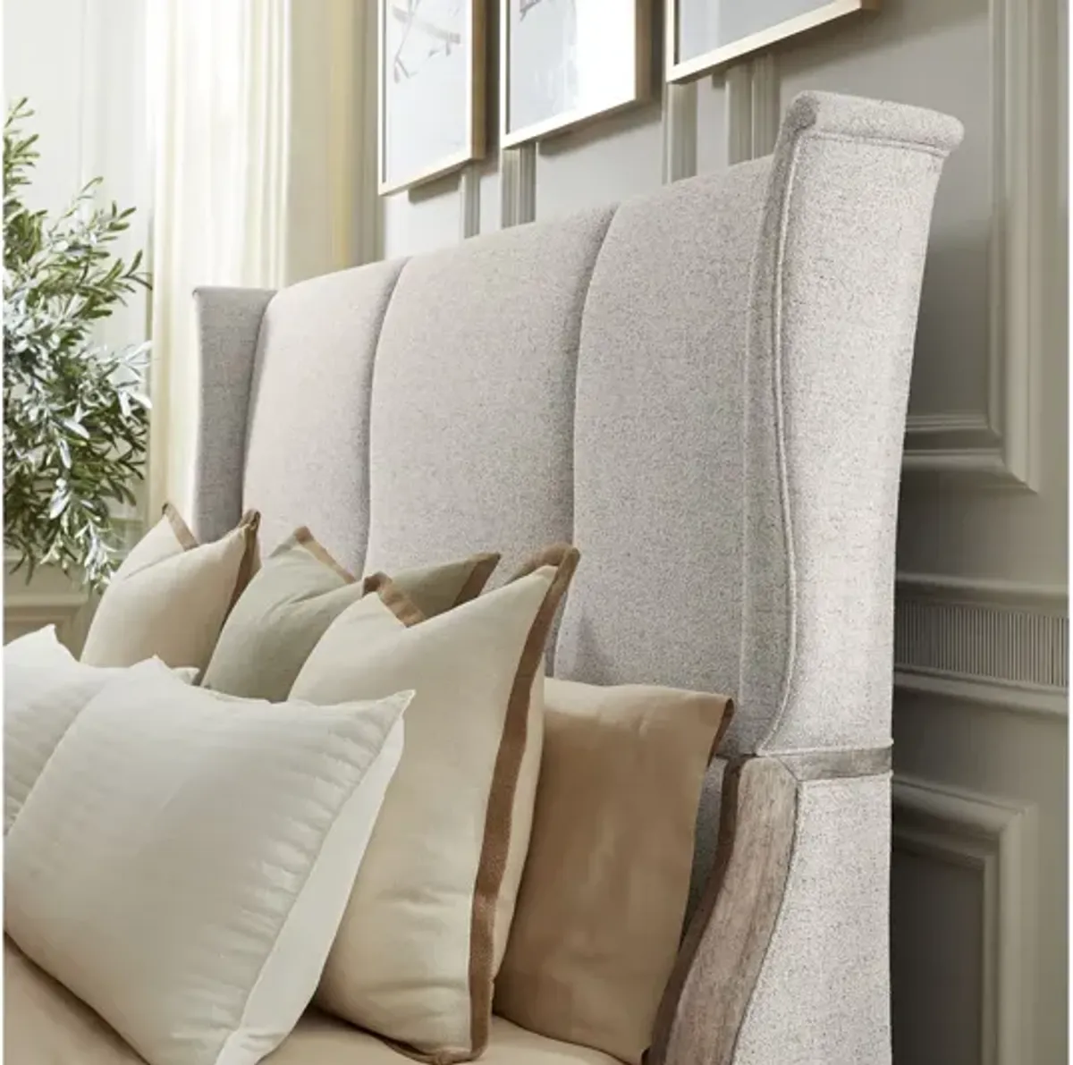 Higgins Street King Upholstered Bed