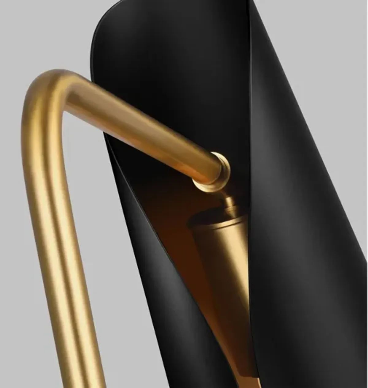 Tresa Floor Lamp